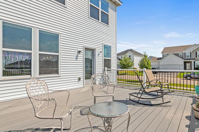9774 Ambrose Road, Woodbury, MN 55129
