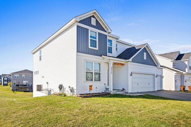 9774 Ambrose Road, Woodbury, MN 55129