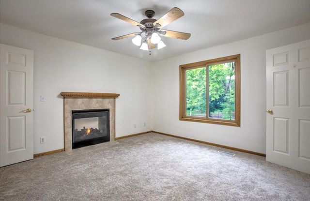 1432 Tall Grass, Hudson, WI 54016
