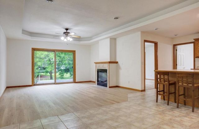 1432 Tall Grass, Hudson, WI 54016