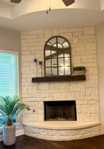 608 Brave Face ST, Leander, TX 78641