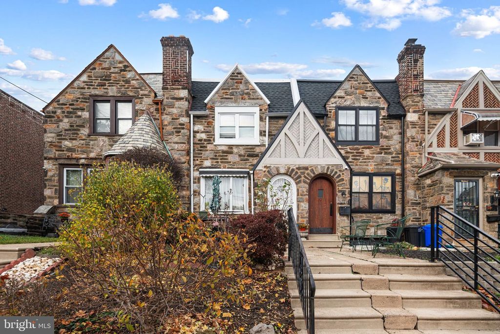 5735 W JEFFERSON ST, Philadelphia, PA 19131