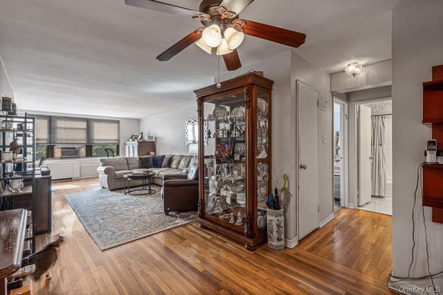 1855 Corporal Kennedy St Apt 6H, New York City, NY 11360