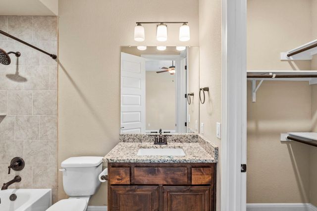 444 Bold Sundown, Liberty Hill, TX 78642