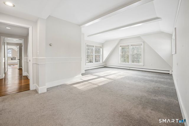 1091 Round Hill Road, Fairfield, CT 06824