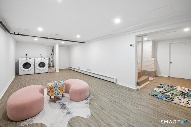 1091 Round Hill Road, Fairfield, CT 06824