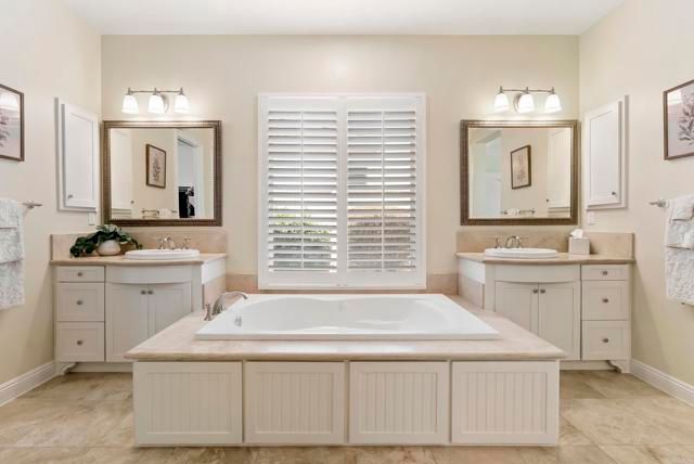 7062 Crystalline DR, Carlsbad, CA 92011