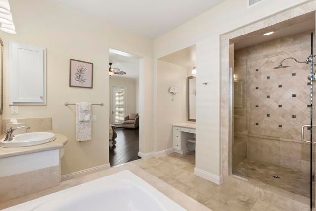 7062 Crystalline DR, Carlsbad, CA 92011