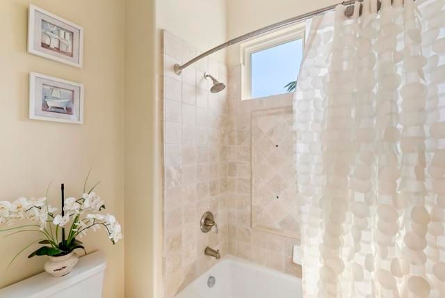 7062 Crystalline DR, Carlsbad, CA 92011