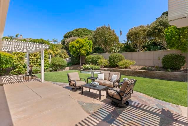 7062 Crystalline DR, Carlsbad, CA 92011