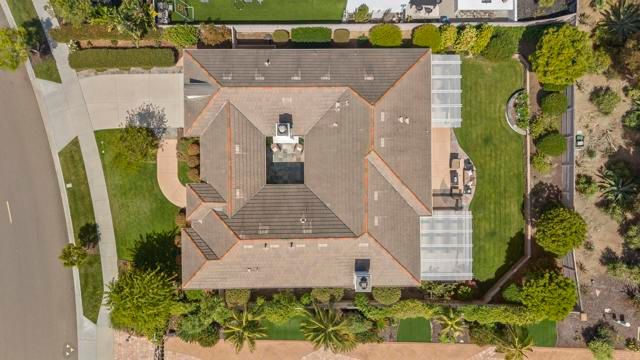 7062 Crystalline DR, Carlsbad, CA 92011