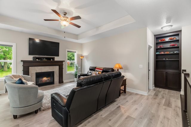 7260 NW 19th Street, Ankeny, IA 50023