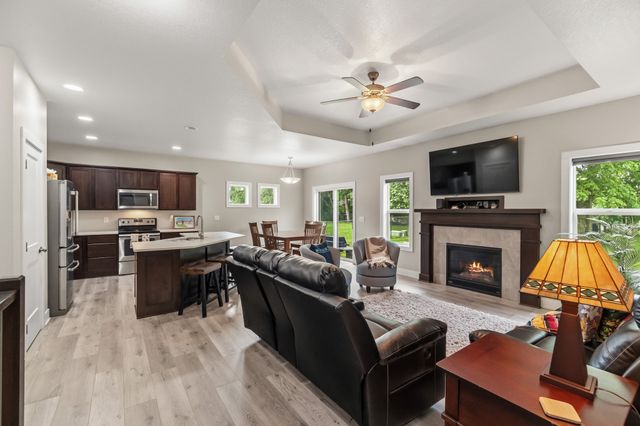7260 NW 19th Street, Ankeny, IA 50023