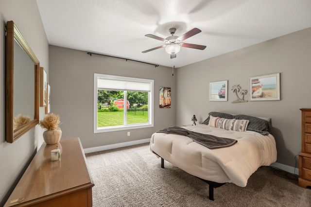 7260 NW 19th Street, Ankeny, IA 50023