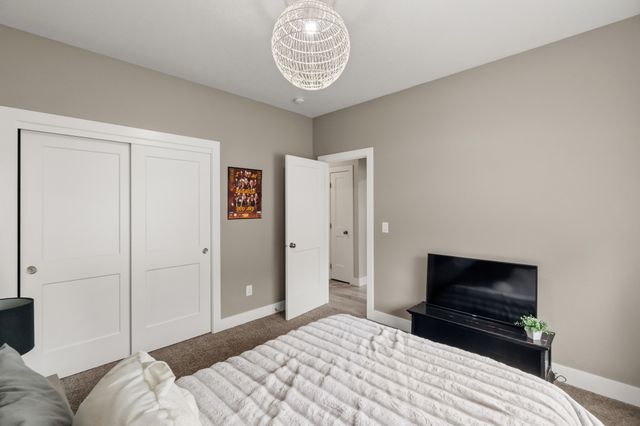 7260 NW 19th Street, Ankeny, IA 50023