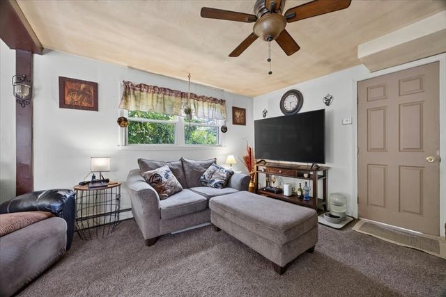 52 Boyle Rd, Brockton, MA 02302