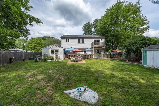 52 Boyle Rd, Brockton, MA 02302