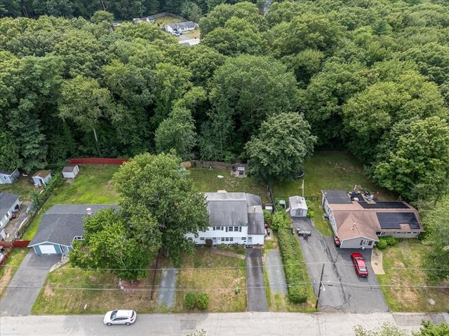 52 Boyle Rd, Brockton, MA 02302