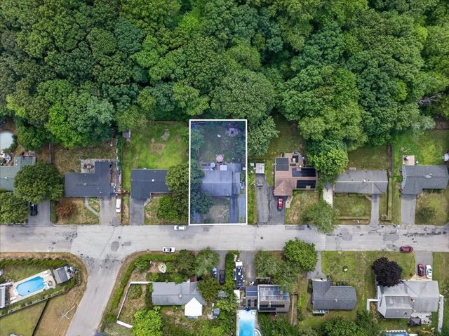52 Boyle Rd, Brockton, MA 02302