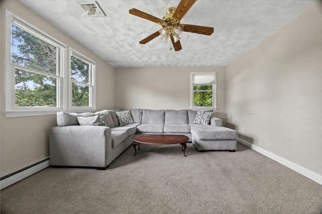 52 Boyle Rd, Brockton, MA 02302