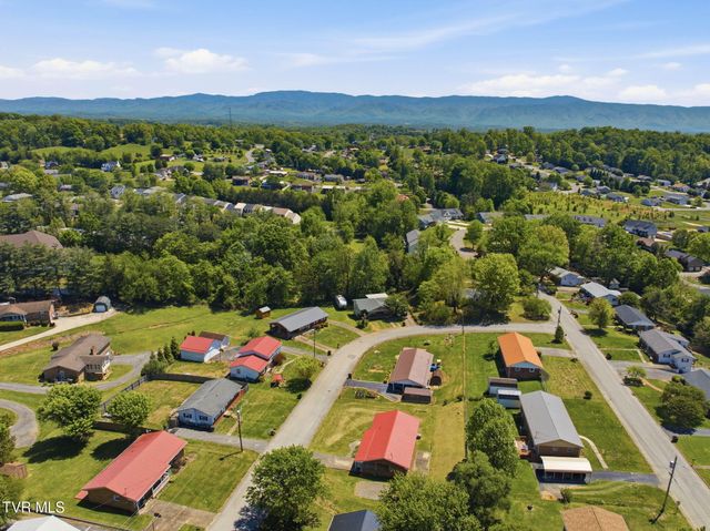 212 Alderman Drive, Greeneville, TN 37745