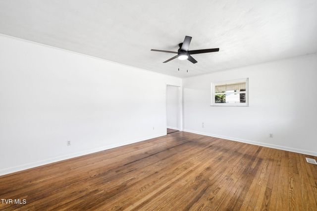 212 Alderman Drive, Greeneville, TN 37745