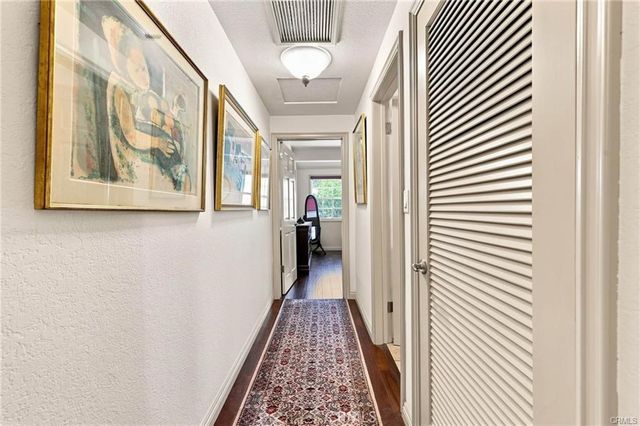 1221 N Lima Street, Burbank, CA 91505