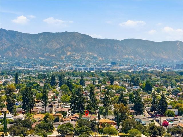 1221 N Lima Street, Burbank, CA 91505