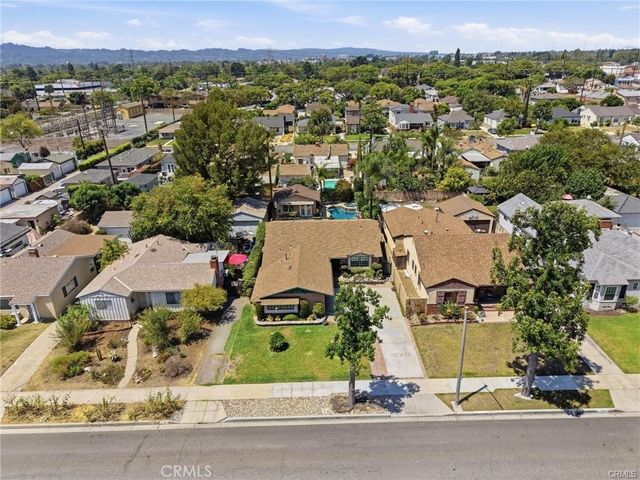 1221 N Lima Street, Burbank, CA 91505