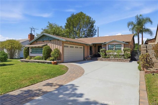 1221 N Lima Street, Burbank, CA 91505