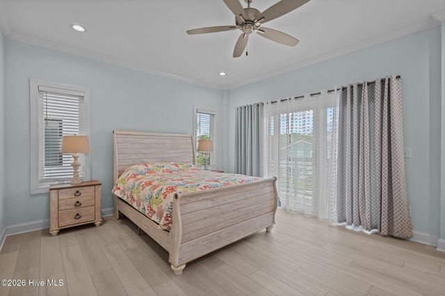 817 S Third Street S, Carolina Beach, NC 28428