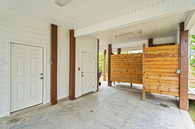 817 S Third Street S, Carolina Beach, NC 28428