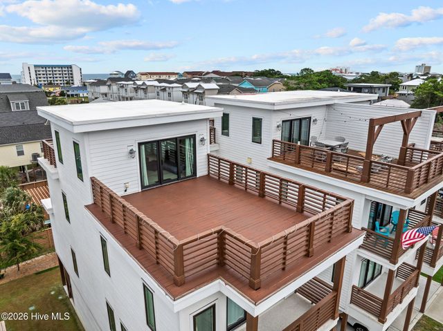 817 S Third Street S, Carolina Beach, NC 28428