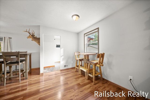 11843 S Newcosta Avenue, Sand Lake, MI 49343