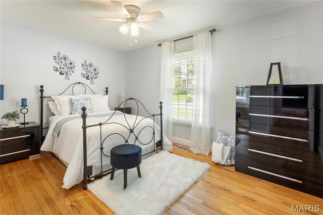 373 Sorrento Drive, Ballwin, MO 63021