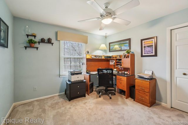 24871 Edgemont Drive, Southfield, MI 48033