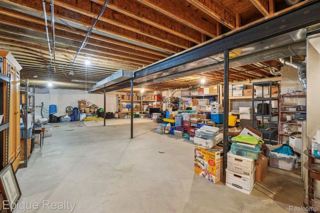 24871 Edgemont Drive, Southfield, MI 48033