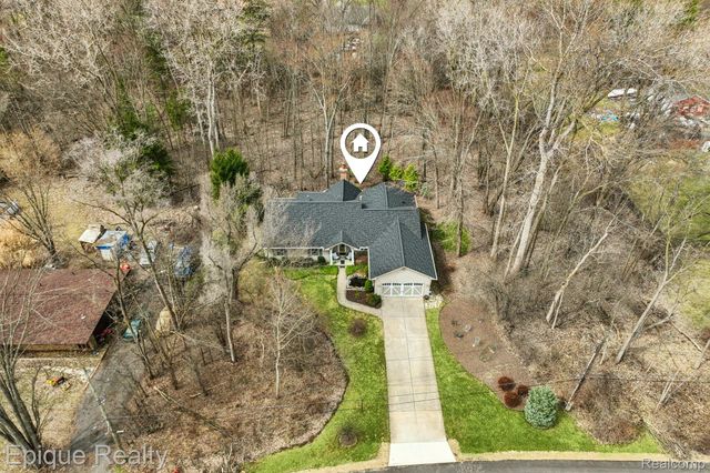 24871 Edgemont Drive, Southfield, MI 48033