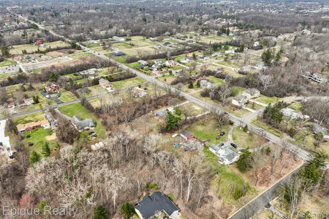 24871 Edgemont Drive, Southfield, MI 48033