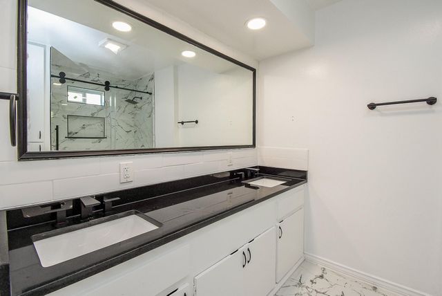 8158 Niles Street, Houston, TX 77017