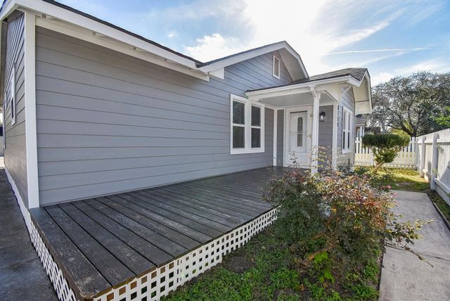 8158 Niles Street, Houston, TX 77017