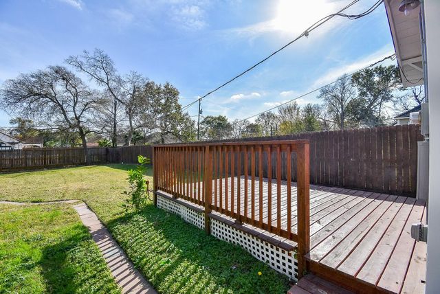 8158 Niles Street, Houston, TX 77017