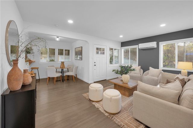 101 E 35th, Long Beach, CA 90807