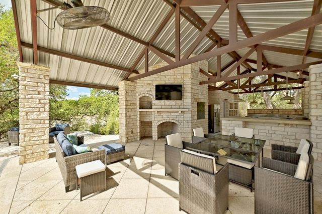 6021 Circle J RD, Marble Falls, TX 78654