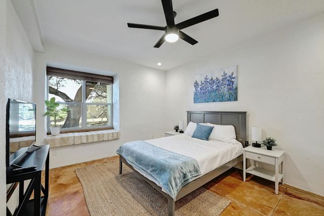 6021 Circle J RD, Marble Falls, TX 78654