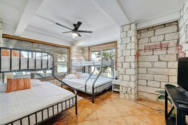 6021 Circle J RD, Marble Falls, TX 78654