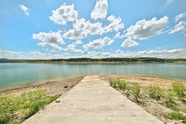 6021 Circle J RD, Marble Falls, TX 78654