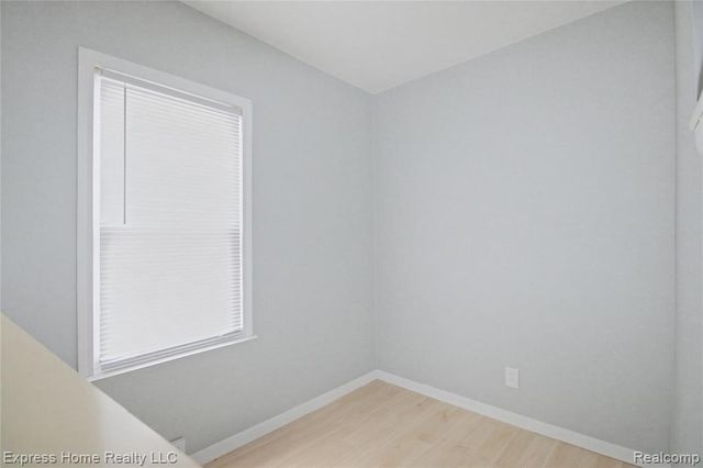 7569 Westminster Avenue, Warren, MI 48091