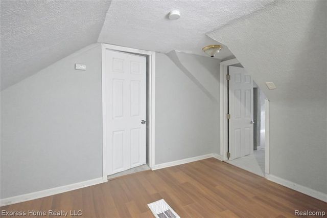 7569 Westminster Avenue, Warren, MI 48091