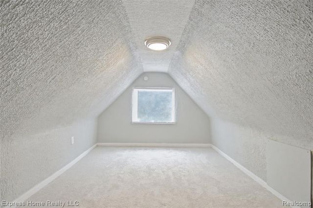 7569 Westminster Avenue, Warren, MI 48091